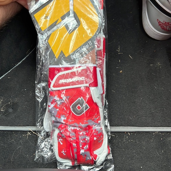 Demarini Digi II Batting Gloves - Picture 1 of 2